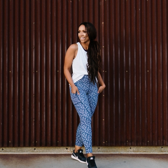 ZYIA Pants - Zyia activewear Light n tight Hi-rise leggings